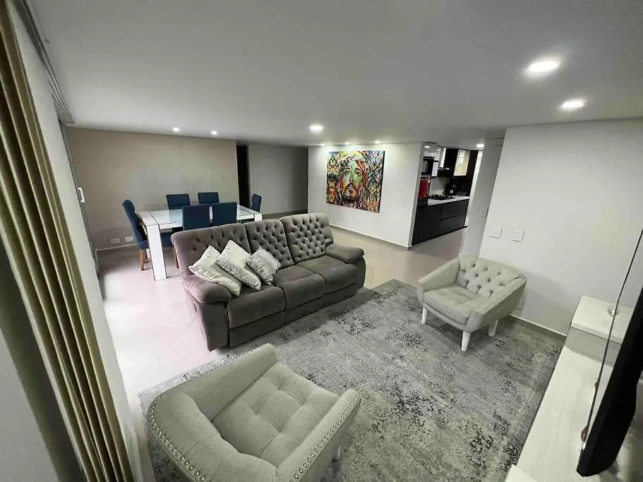 Apto 4 Habitaciones Privadas 6 Camas, Cerca A Todo Medellín Kolumbie