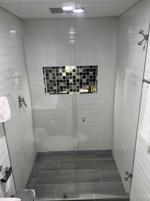 Apartamento Apto 4 Habitaciones Privadas 6 Camas, Cerca A Todo Medellín