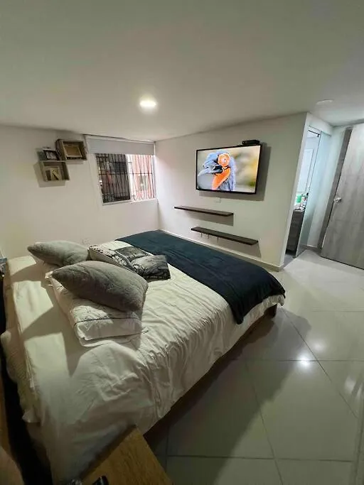 Apto 4 Habitaciones Privadas 6 Camas, Cerca A Todo Medellín