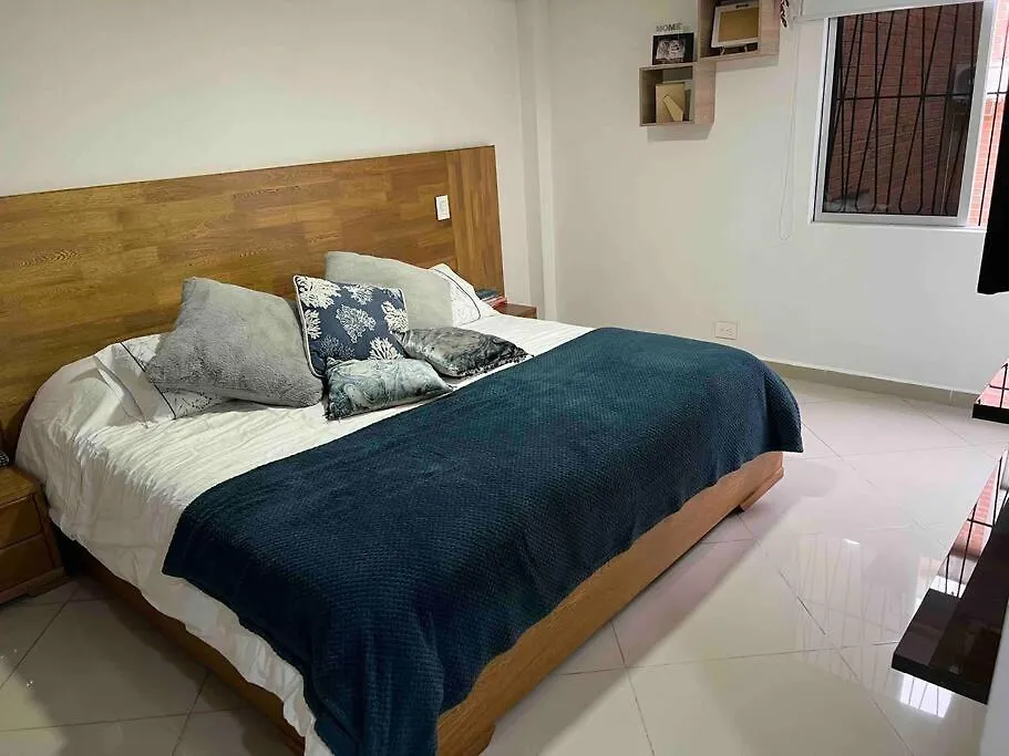Apto 4 Habitaciones Privadas 6 Camas, Cerca A Todo Medellín