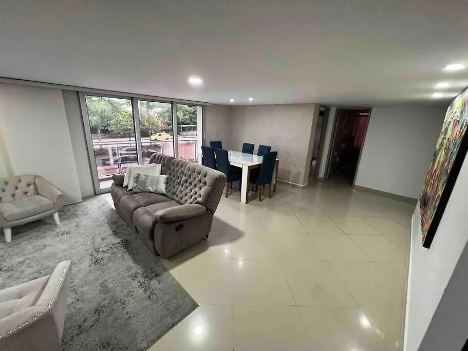 Apartamento Apto 4 Habitaciones Privadas 6 Camas, Cerca A Todo Medellín