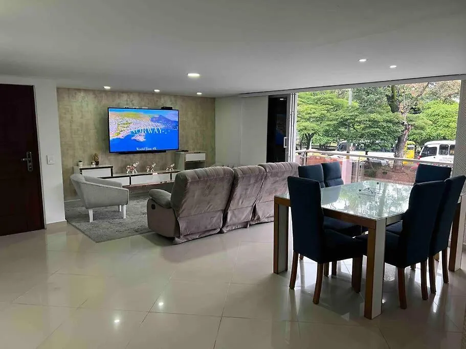 Apto 4 Habitaciones Privadas 6 Camas, Cerca A Todo Medellín 0*,  Colombia